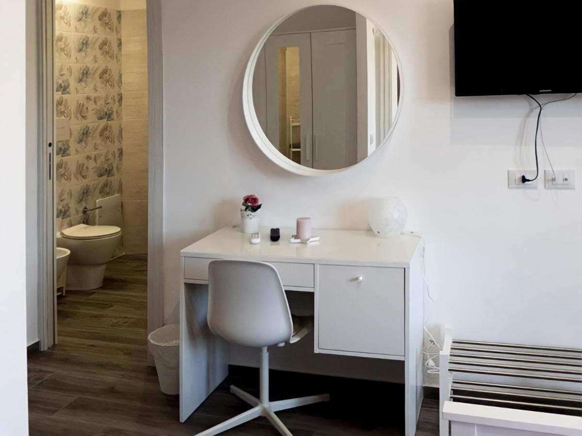 Garibaldi Rooms 29 - Piazza Marina A Palermo - In Pieno Centro. エクステリア 写真
