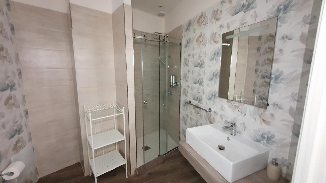 Garibaldi Rooms 29 - Piazza Marina A Palermo - In Pieno Centro. エクステリア 写真