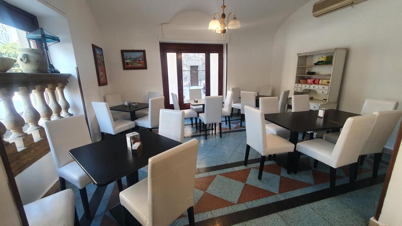 Garibaldi Rooms 29 - Piazza Marina A Palermo - In Pieno Centro. エクステリア 写真